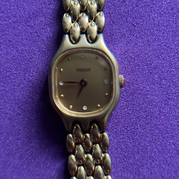 Tissot Swiss Made Matte Gold Tone Ladies Watch - Picture 11 of 14